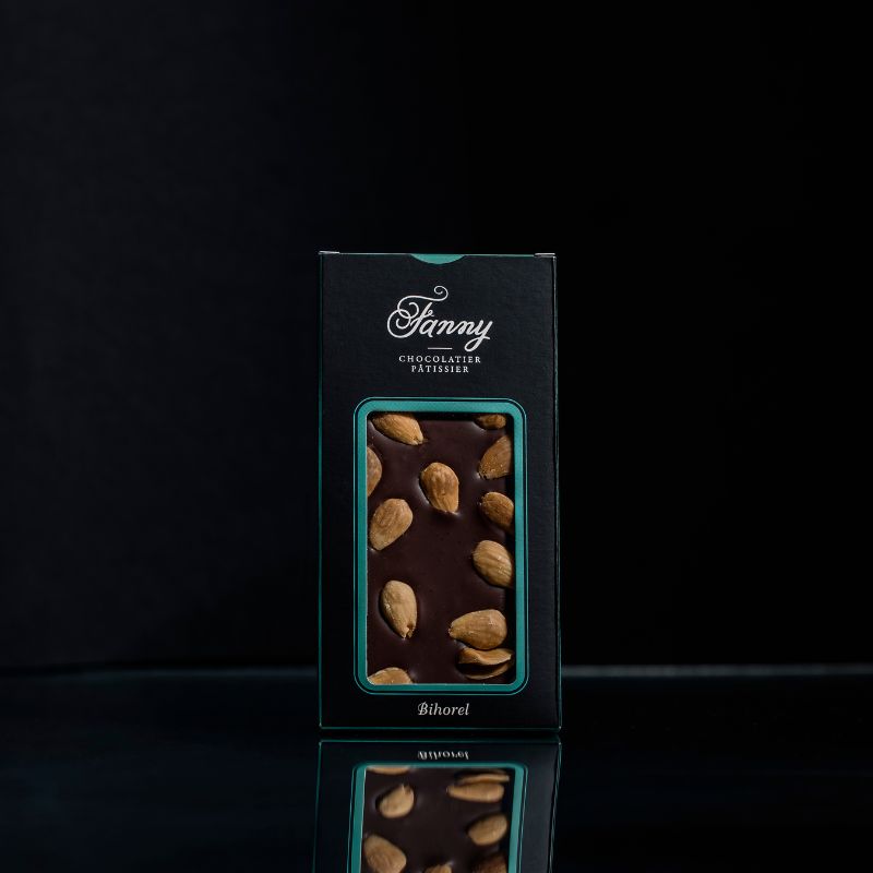 photo du produit Tablette chocolat noir 66% Amandes