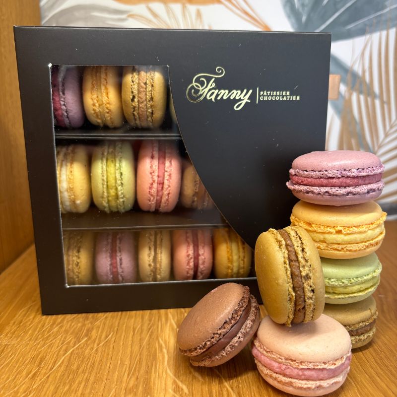 photo du produit Boite de 18 macarons